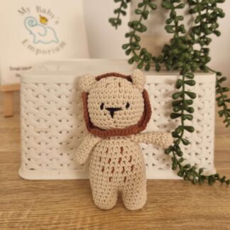 Crocheted Animal Friend - Lion (beige)