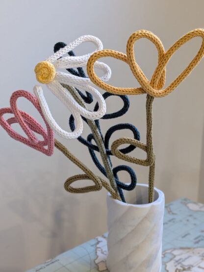 Knitted Wire Art Flowers - Image 7